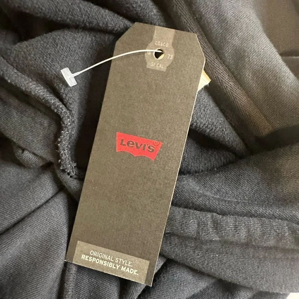 NWT Levi Men’s Black Graphic Hoodie Pullover Levi’s - Size 3XL